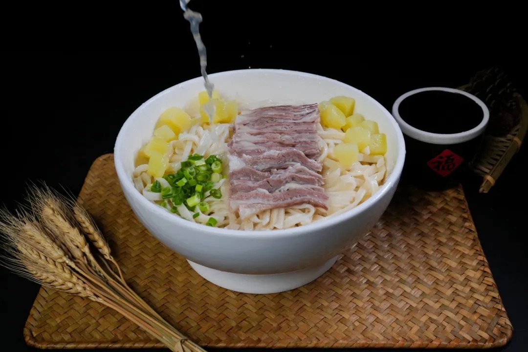 羊肉手擀面