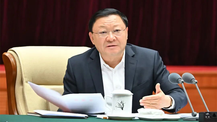 全区重点工作调度会召开 王伟中主持并讲话 张延昆时光辉出席
